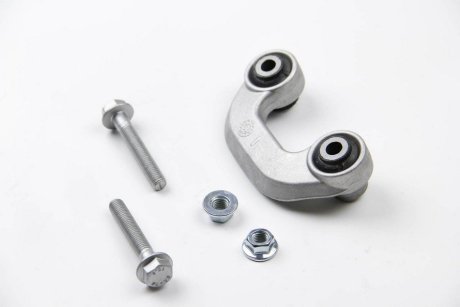 Стійка стабілізатора переднього права Audi A4, A6 (97-)/Skoda Superb (02-)/VW Passat (96-) (96-04081) AYD 9604081