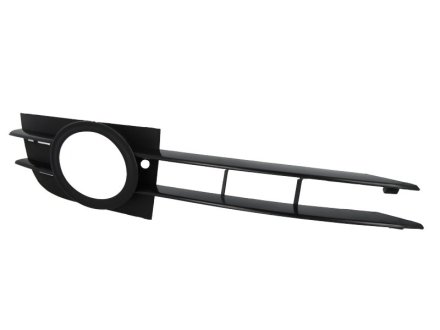 Решітка бампера передн прав (дизель, з отвором для галогенних фар) AUDI A6 C6 05.04-10.08 BLIC 5703050031998P