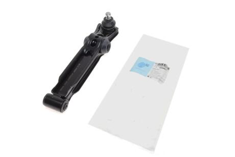 Рычаг подвески с сайлентблоками и шаровой опорой BLUE PRINT ADG08617