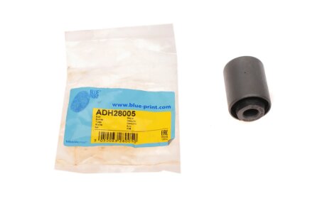 Сайлентблок рычага BLUE PRINT ADH28005