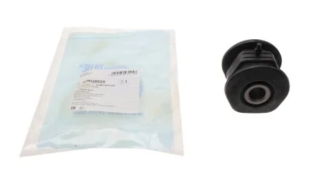 Сайлентблок рычага BLUE PRINT ADH28025