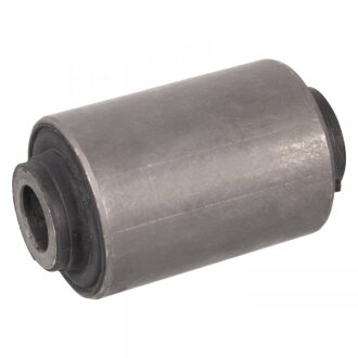 Сайлентблок важеля (переднього/спереду/знизу) Nissan Navara/Pick Up 97- BLUE PRINT ADN18072