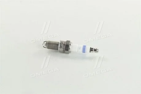 Свеча YR78X SUPER-4 BOSCH 0 242 132 501