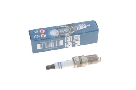 Свеча зажигания BOSCH 0 242 229 655