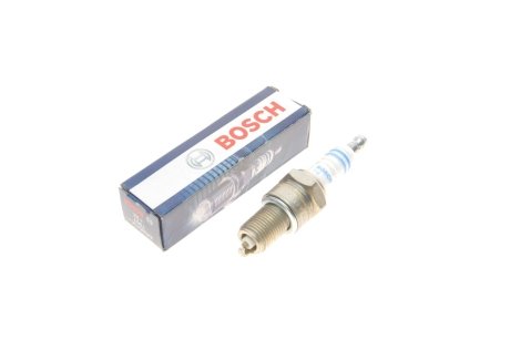 Свеча WR8DCXE BOSCH 0 242 229 687