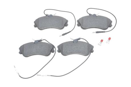 Комплект тормозных колодок из 4 шт. дисков BOSCH 0986424414