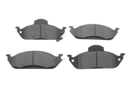 Комплект тормозных колодок. BOSCH 0986424611