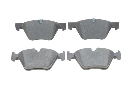 Комплект тормозных колодок BOSCH 0986424621