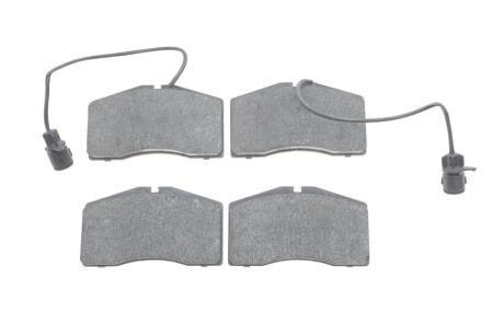 Тормозные колодки дисковые BOSCH 0986424664