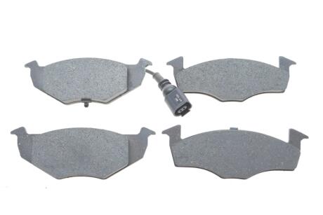 Тормозные колодки, дисковые BOSCH 0986424723