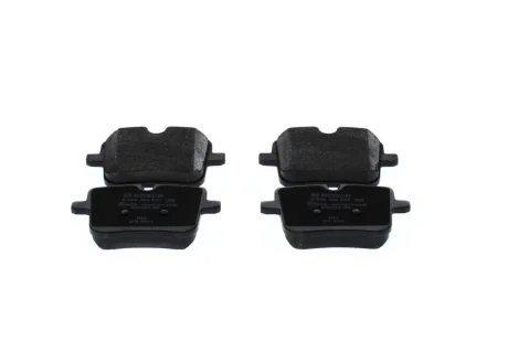 Колодки тормозные дисковые (комплект 4 шт.) BOSCH 0986424923