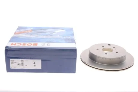 Диск тормозной задний BOSCH 0 986 479 T16