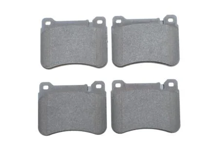 Комплект тормозных колодок из 4 шт. дисков BOSCH 0986494166