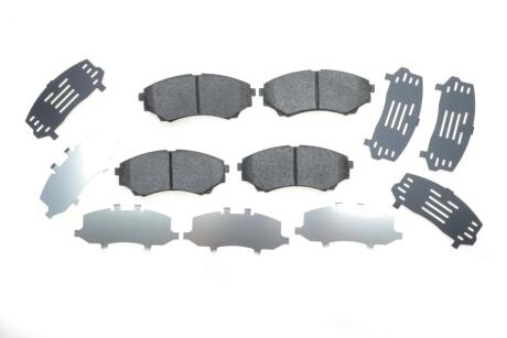 Тормозные колодки, дисковые BOSCH 0986494323