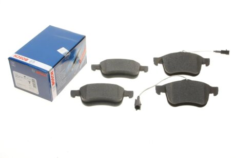 Тормозные колодки передние BOSCH 0 986 494 453