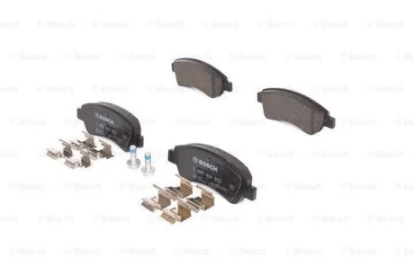 Тормозные колодки, дисковые BOSCH 0986494623