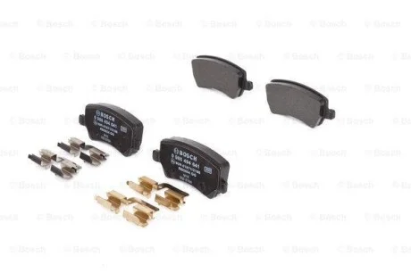 Тормозные колодки, дисковые BOSCH 0986494641