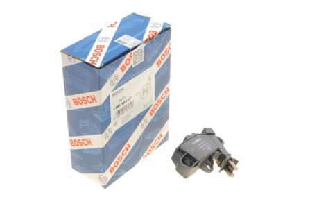 Регулятор напруги генератора BOSCH 1986AE0047