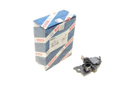 Регулятор напряжения генератора BOSCH 1 986 AE0 134