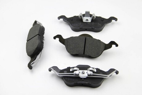 Тормозные колодки пер. Ford Focus 98-04 (ATE) BREMSI BP2824