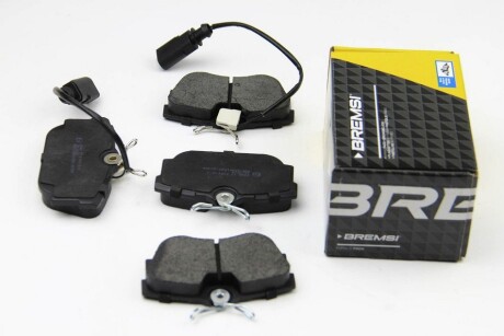 Тормозные колодки зад. T4 98-03 (Lucas) (51x94,9) з датчиком BREMSI BP2946