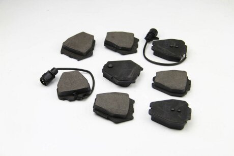 Фото 1 - гальмівні колодки пер. Audi A6 3.7/A8 98-02 (ATE) BREMSI BP3149 Гальмівні колодки пер. Audi A6 3.7/A8 98-02 (ATE) BREMSI BP3149 (фото 1)