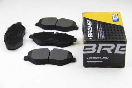 Тормозные колодки пер. Daily 06- BREMSI BP3324