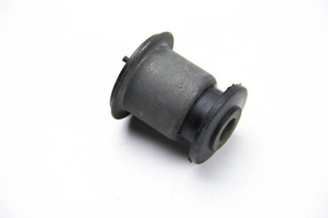 Сайлентблок переднего рычага T5 03- (передній) BSG BSG 90-700-042