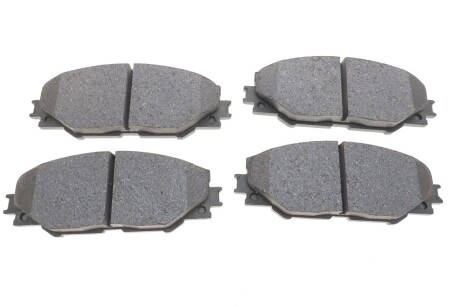 Тормозные колодки дисковые TOYOTA RAV4/Auris "F "05>> Delphi LP2003