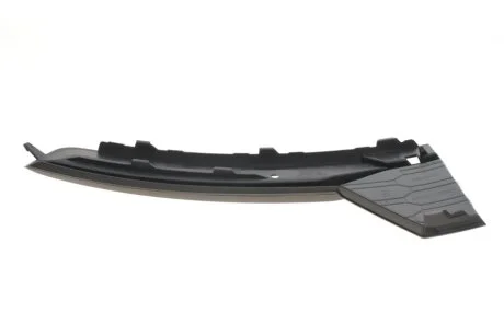 Вставка бампера (під протитуманку) Skoda Rapid 13- (R) DPA 88071845802