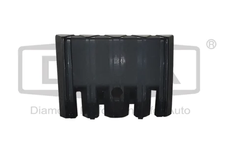 Накладка решітки бампера Skoda Octavia (20-) DPA 88531820802