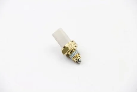 Датчик заднего хода Jumpy 1.9D/1.6i/2.0i (кпп.BE3) Facet FACET 7.6218