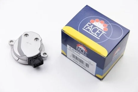 Датчик оборотов коленвала VW Golf IV/ OCTAVIA,SUPERB/Audi A4, A6 1.8-4.2 94- (9.0365) Facet FACET 90365