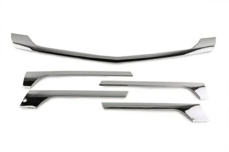 Накладка решітки радиатора MB Sprinter (W906) 06- (хром) FAST FT91648