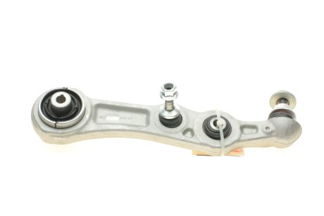 Рычаг подвески с сайлентблоками и шаровой опорой FEBI BILSTEIN 176067