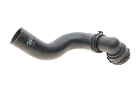 Патрубок системы охлаждения резиновый с фитингами Gates 05-2207