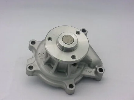 Насос водяной Toyota Yaris 1.0 99-05/ Daihatsu Terios 1.3/1.5 05-/10- GMB GWT100A