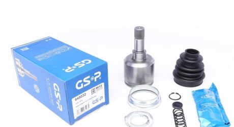 Шрус (комплект) GSP 645032