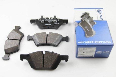 Колодки тормозные дисковые комплект; передняя. HELLA 8DB355012011