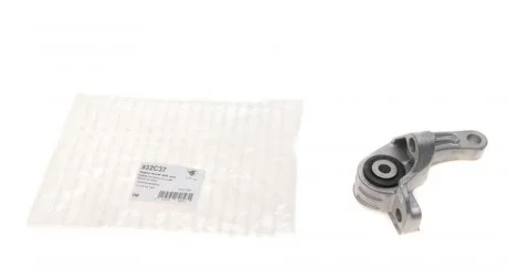 Кронштейн подушки двигателя HUTCHINSON 532C37