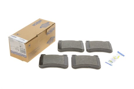 Комплект тормозных колодок (дискових) ICER 181769