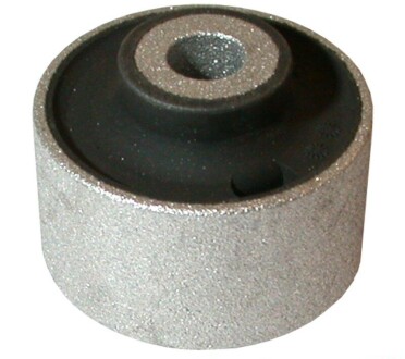 Сайлентблок переднего рычага (вверху) Passat 97-05/Audi A4/A6 95-05 JP GROUP 1140204700