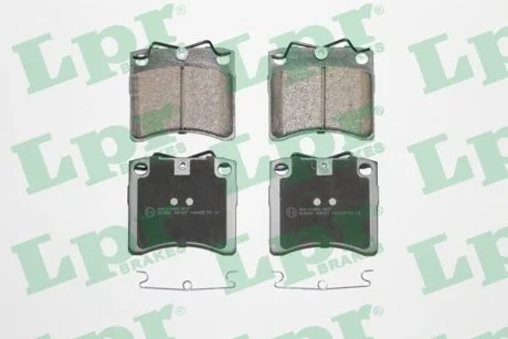Комплект тормозных колодок LPR 05P437
