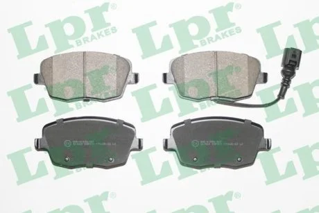 Комплект тормозных колодок LPR 05P973