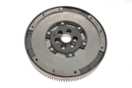Двомасовий маховик мкпп (240мм, без болтів без направляючого підшипника з диском регулювання тертя) AUDI A4 B6, A4 B7, A6 C5, A6 C6 SEAT EXEO, EXEO ST SKODA SUPERB I 1.9D/2.0D 11.00-05.13 LuK 415 0244 10