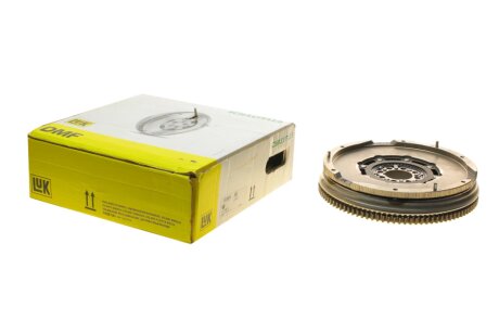 Маховик LuK 415 0284 10