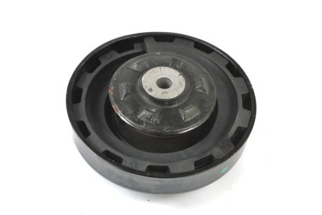 Опора амортизатора MAGNUM TECHNOLOGY A7B006MT