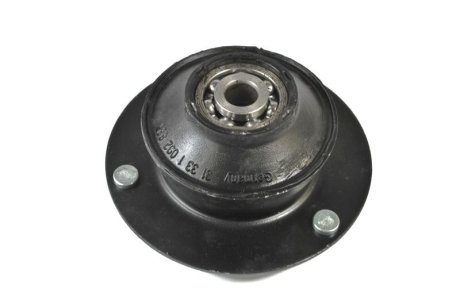 Опора амортизатора MAGNUM TECHNOLOGY A7B010MT