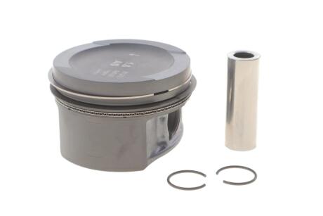 Поршень MAHLE / KNECHT 033 01 01