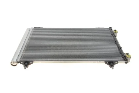 Радиатор кондиционераMAHLE MAHLE / KNECHT AC 667 000S